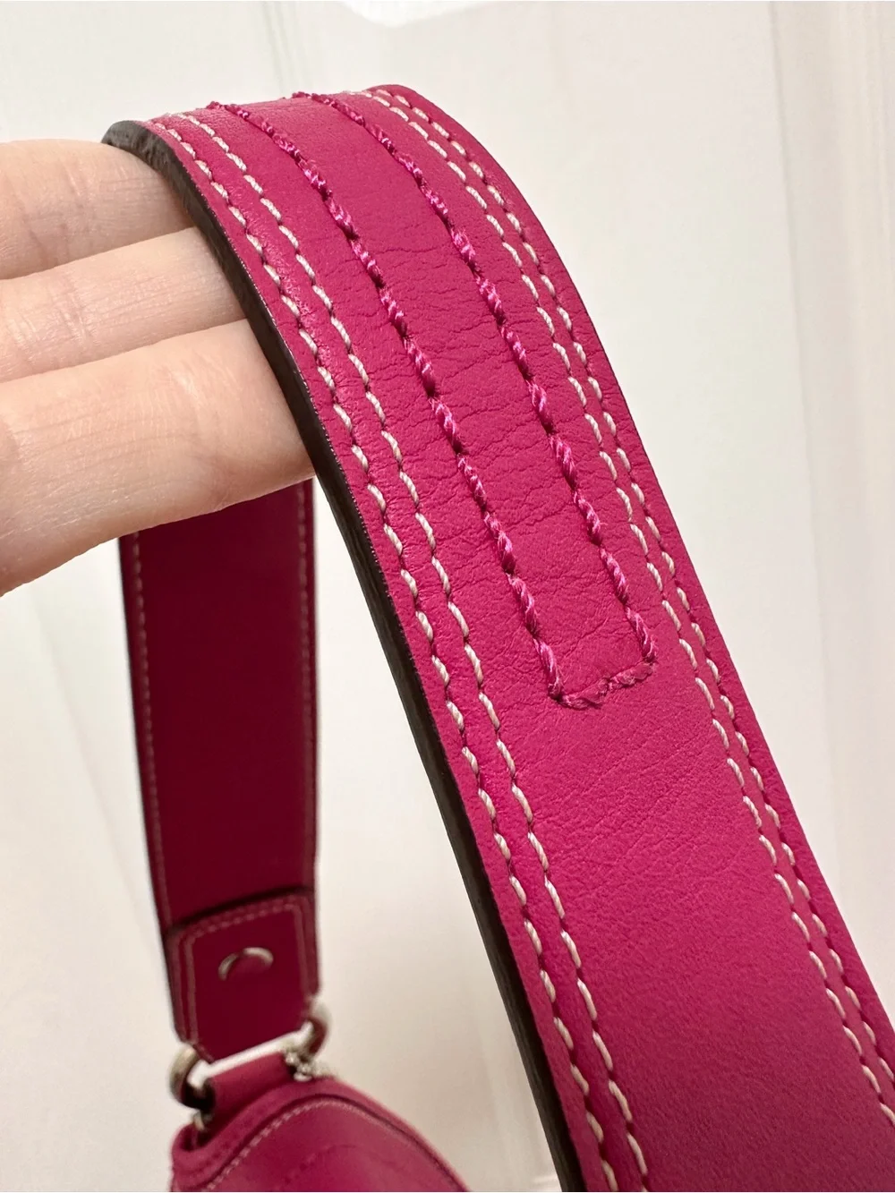 Coach Soho Pleated Shoulder Bag Hot Pink Glove Tanned Leather Like New